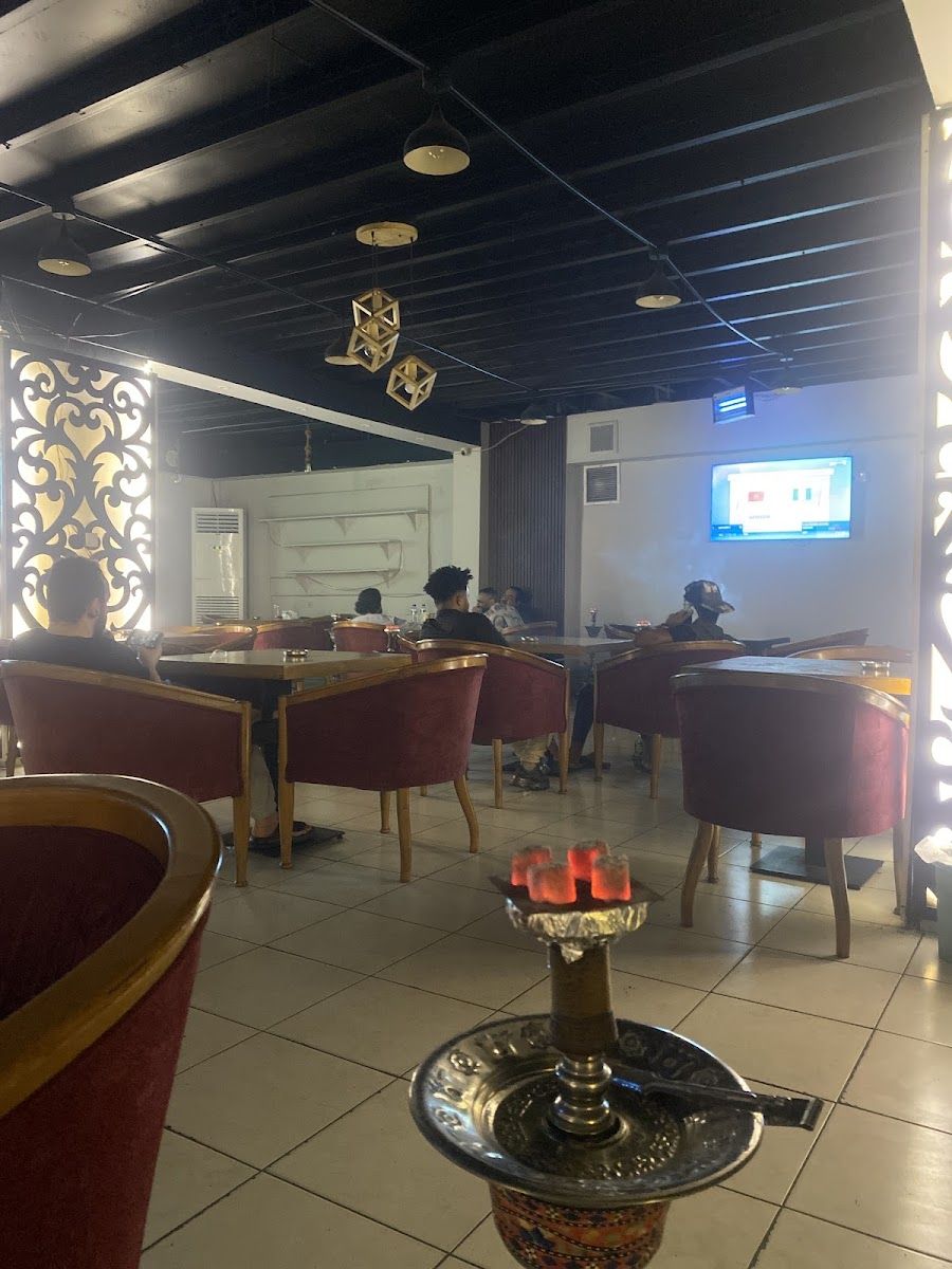 من داخل كورنر كافيه